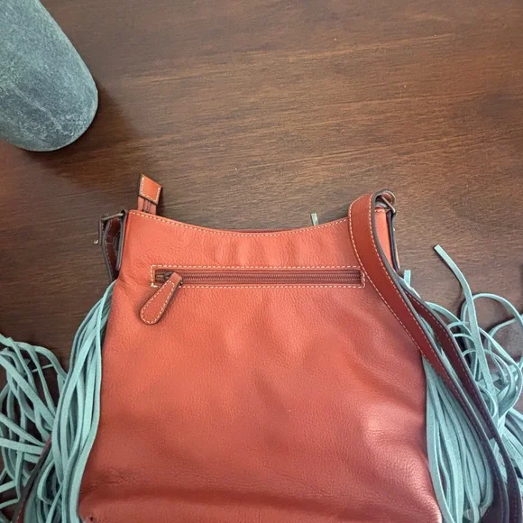 Ariat fringe purse - Picture 3 of 3